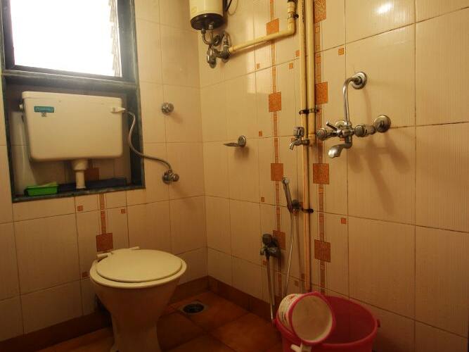 Npc Serviced Apartments,model Collony, Pune 5